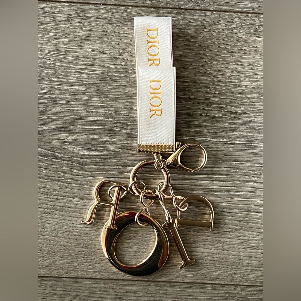 New in Box Dior Beauty Keychain/Bag Charm - Picture 2 of 2